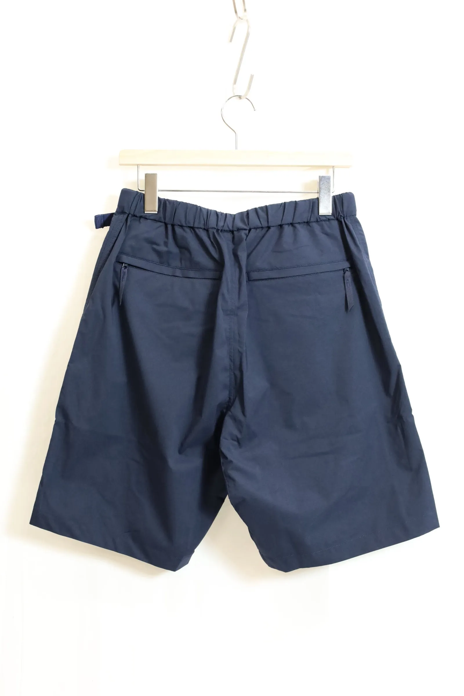Fresh Service / TECH WEATHER SHORTS