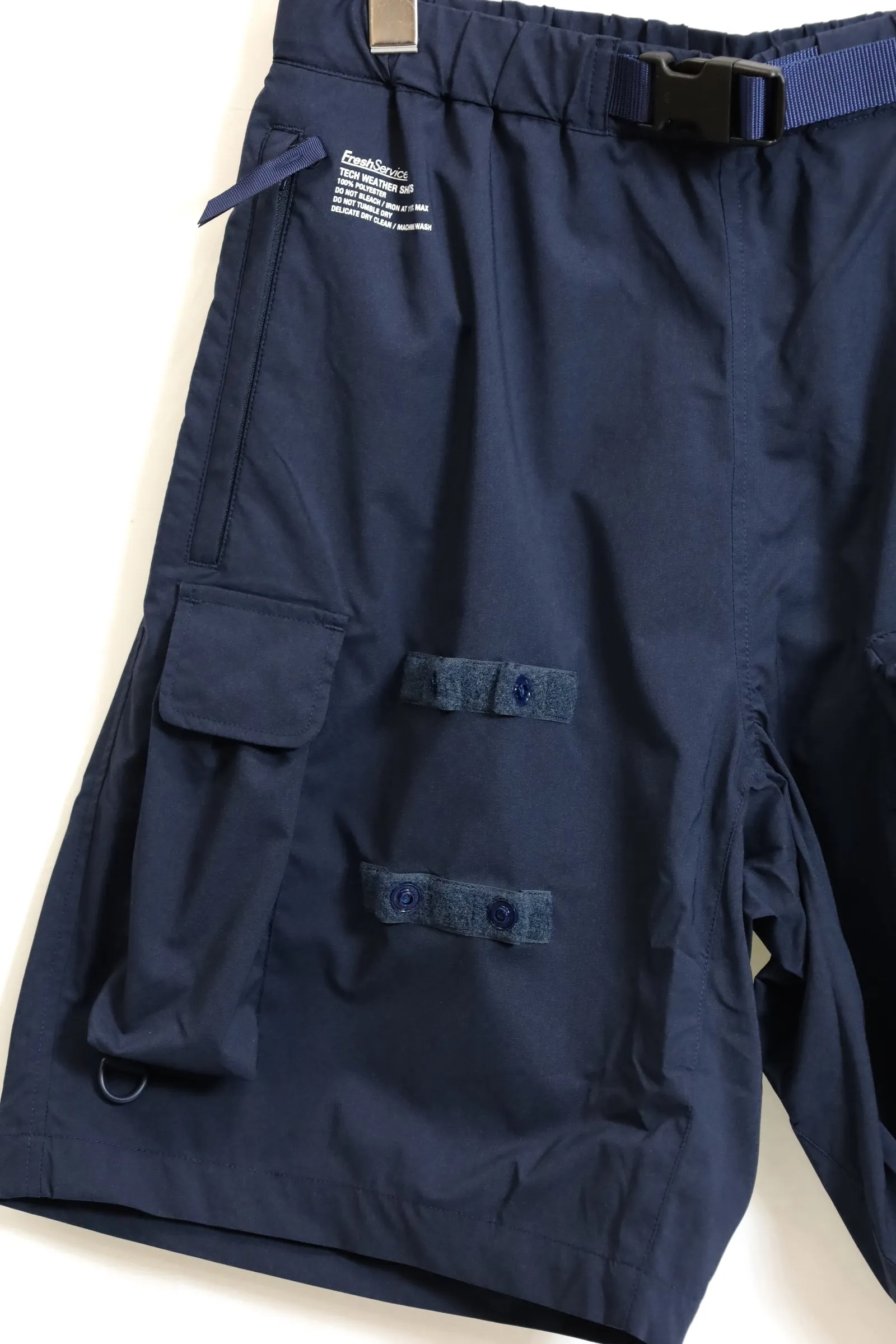 Fresh Service / TECH WEATHER SHORTS