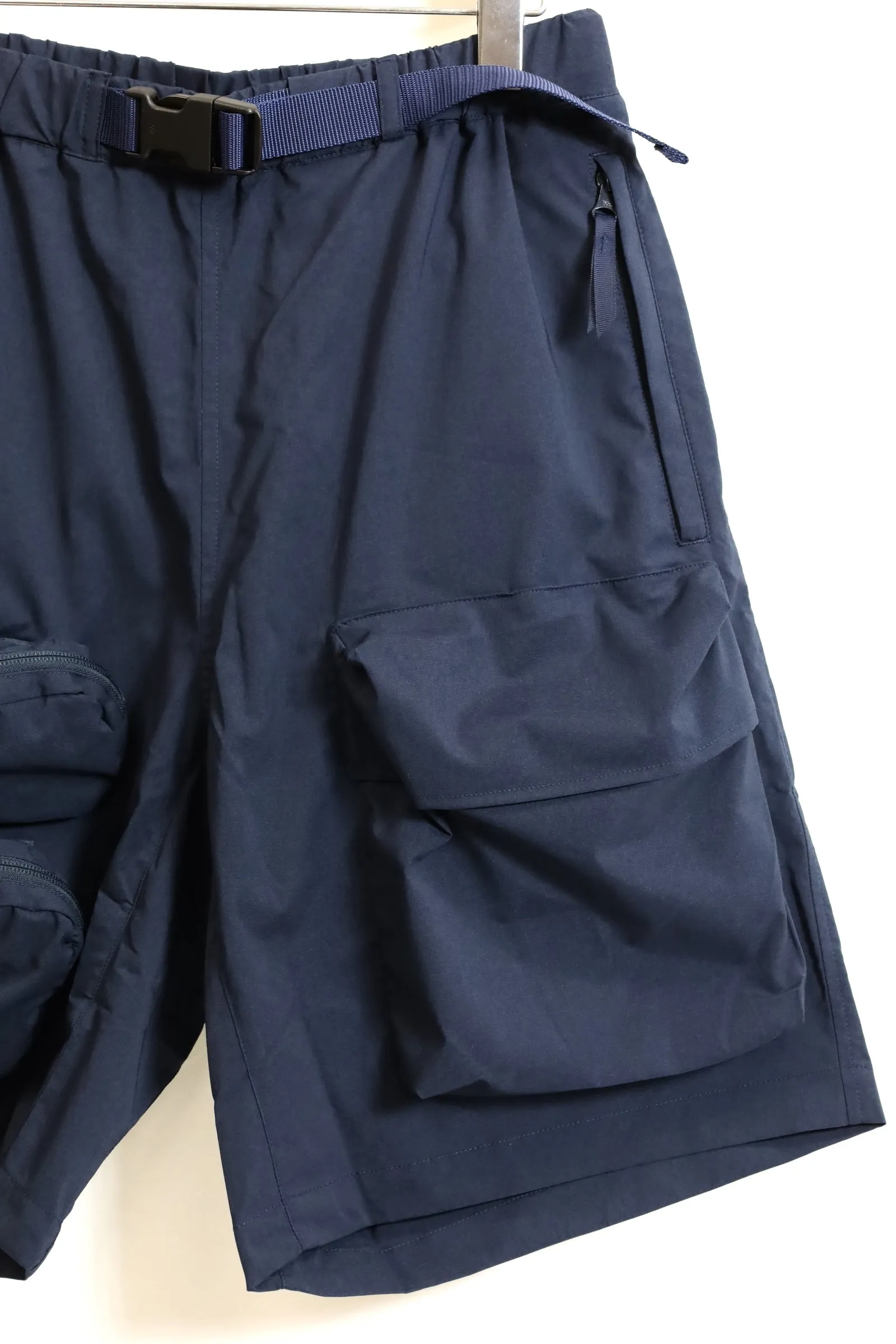 Fresh Service / TECH WEATHER SHORTS