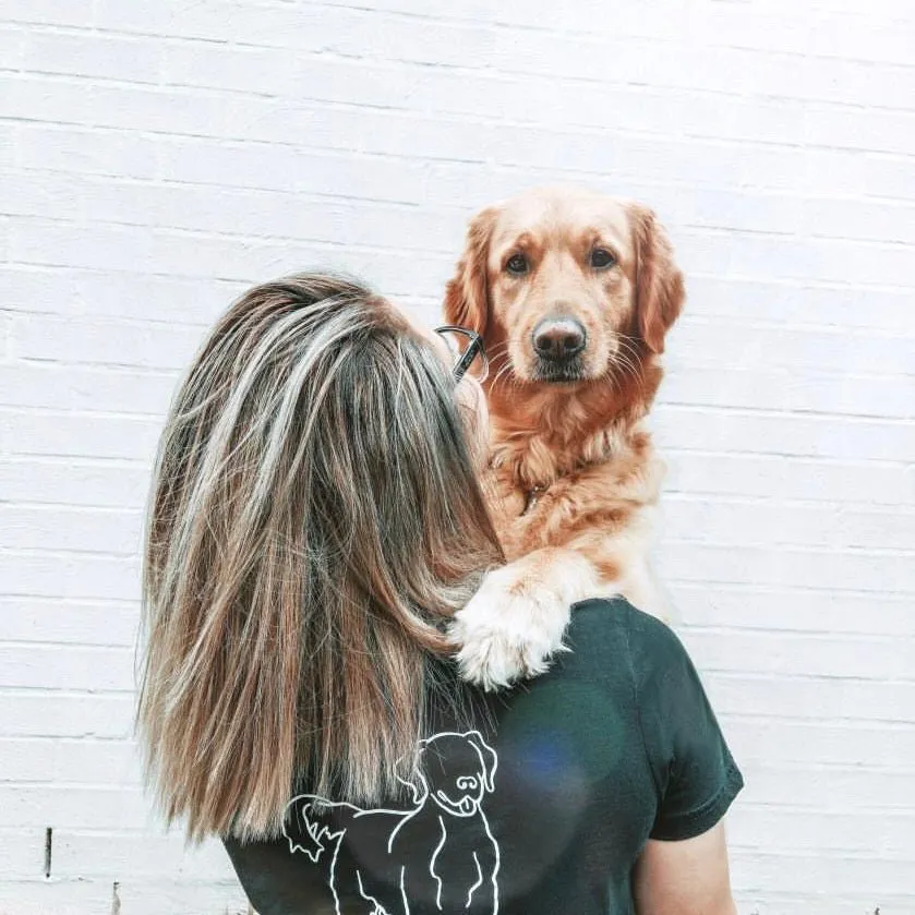 Golden Retriever Mum Illustration: Classic T-Shirt