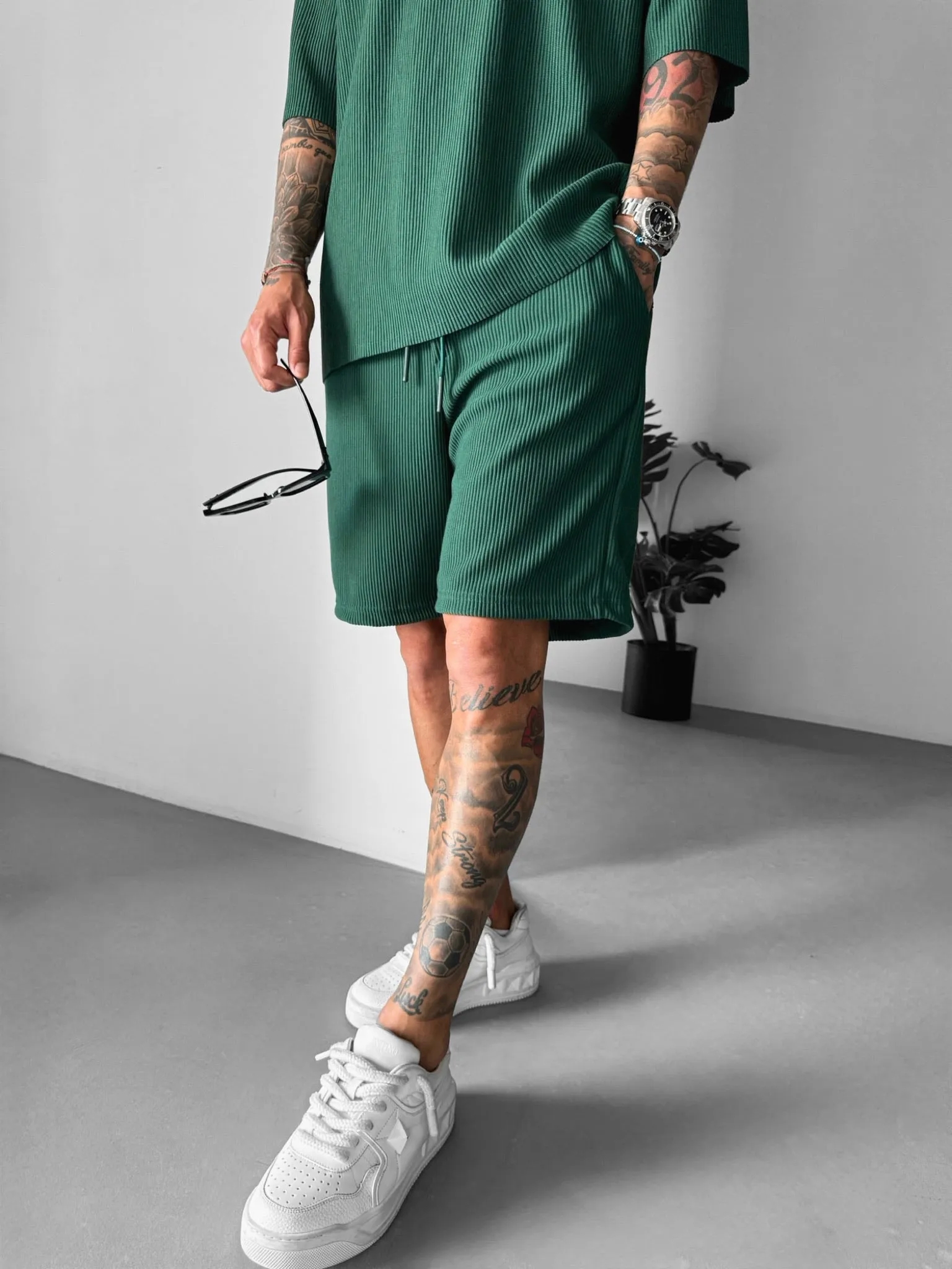Loose Fit Cord Shorts - Green