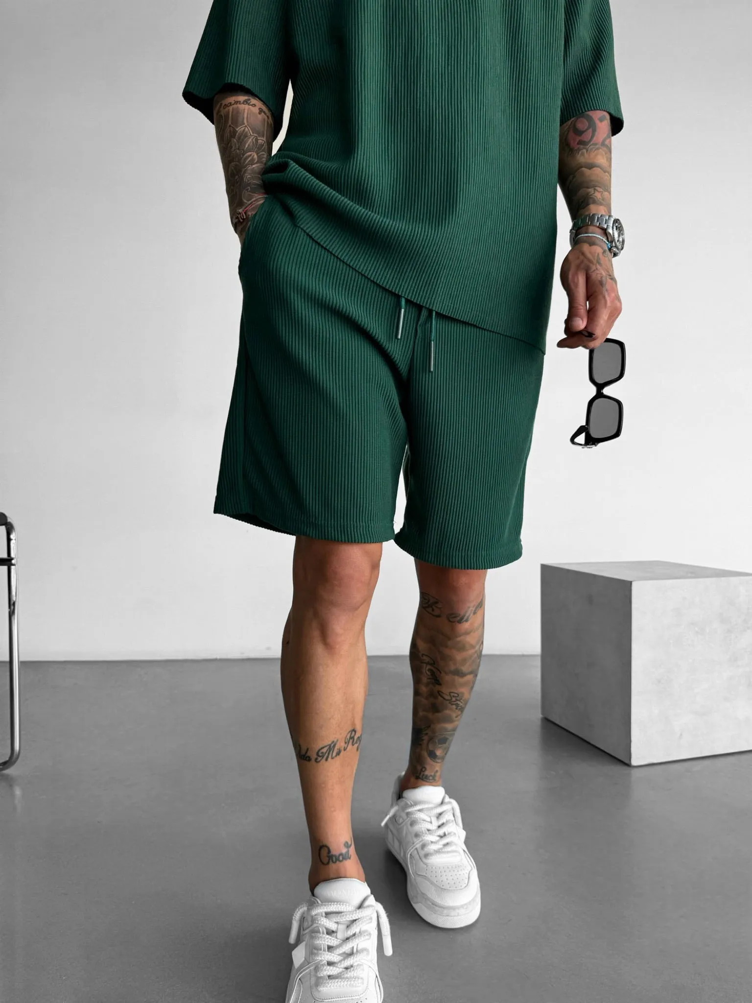 Loose Fit Cord Shorts - Green