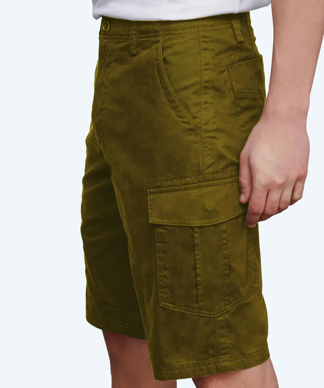 Loose men's shorts