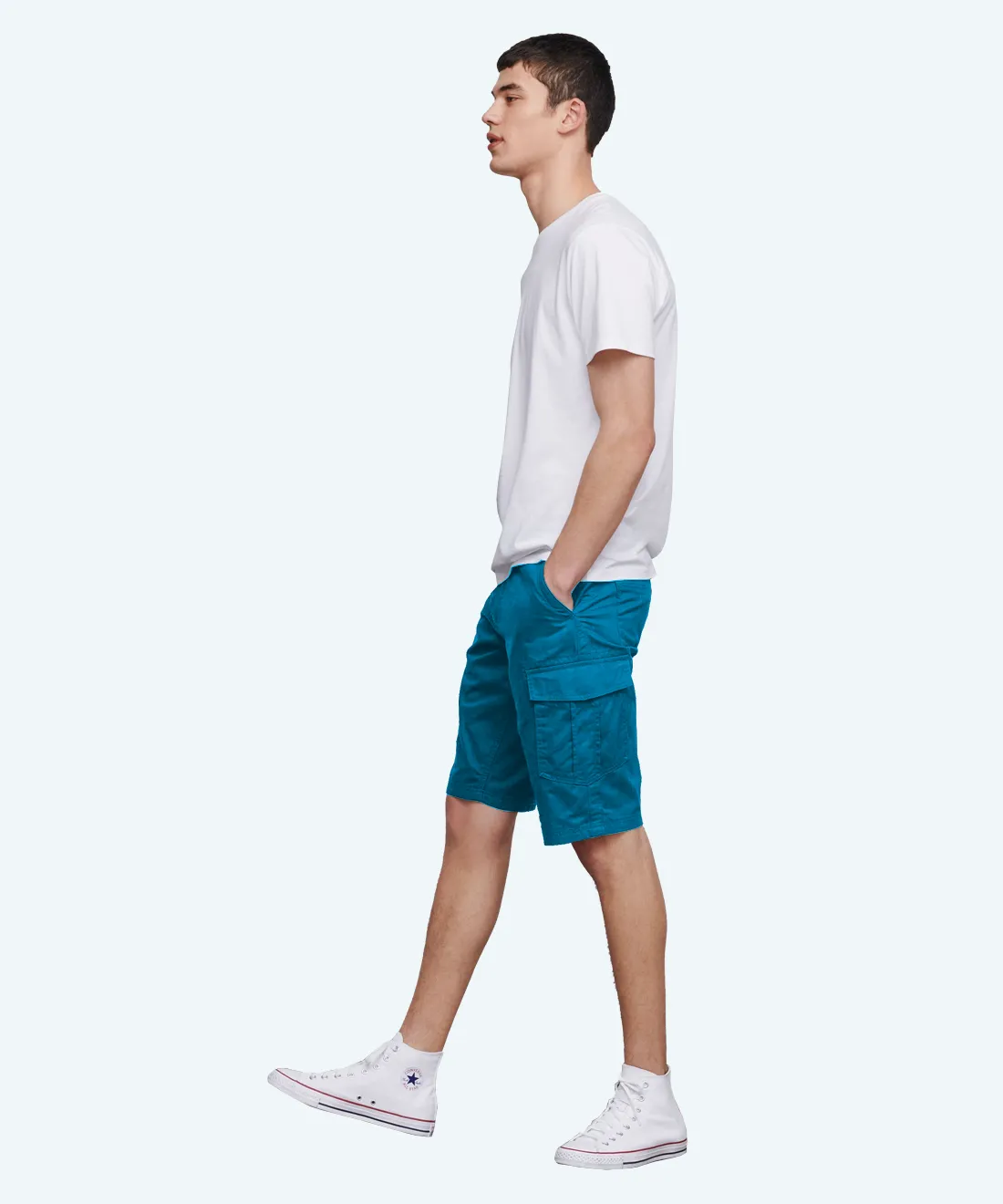 Loose men's shorts