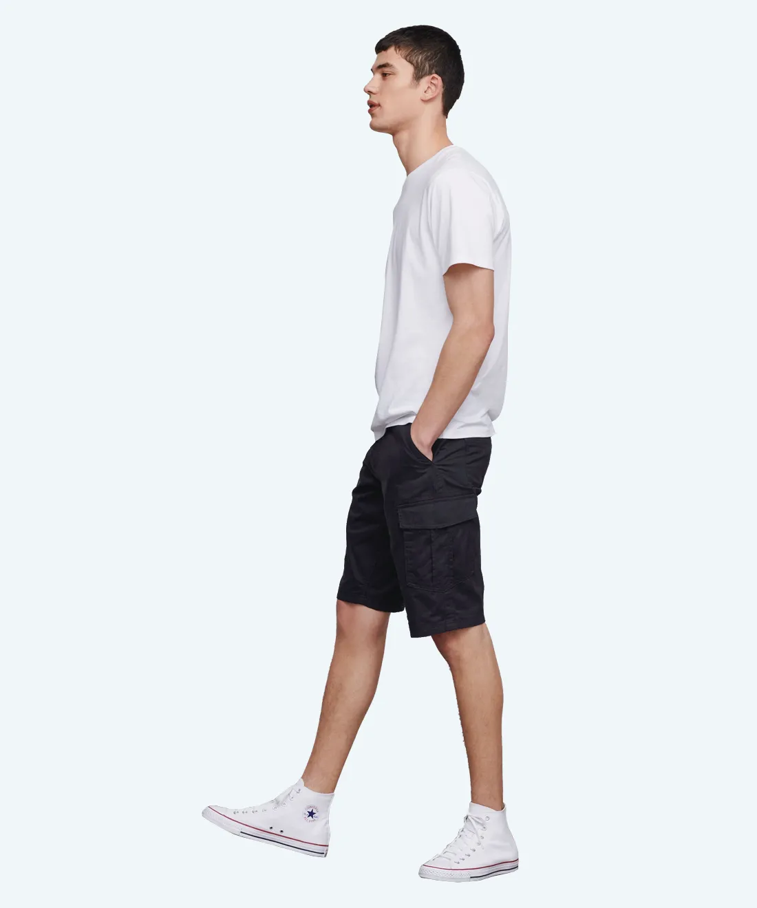 Loose men's shorts