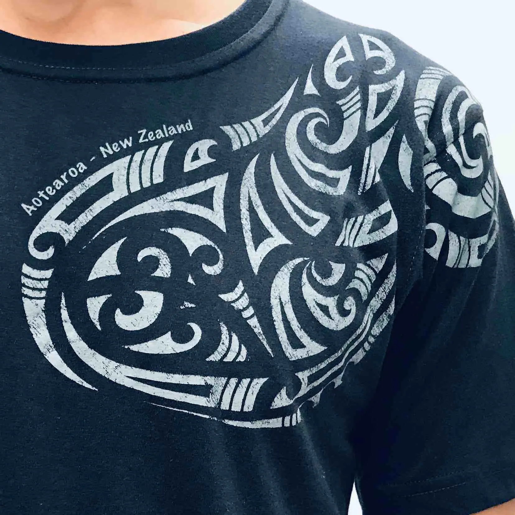 Mens Maori T Shirt - Shoulder Tattoo