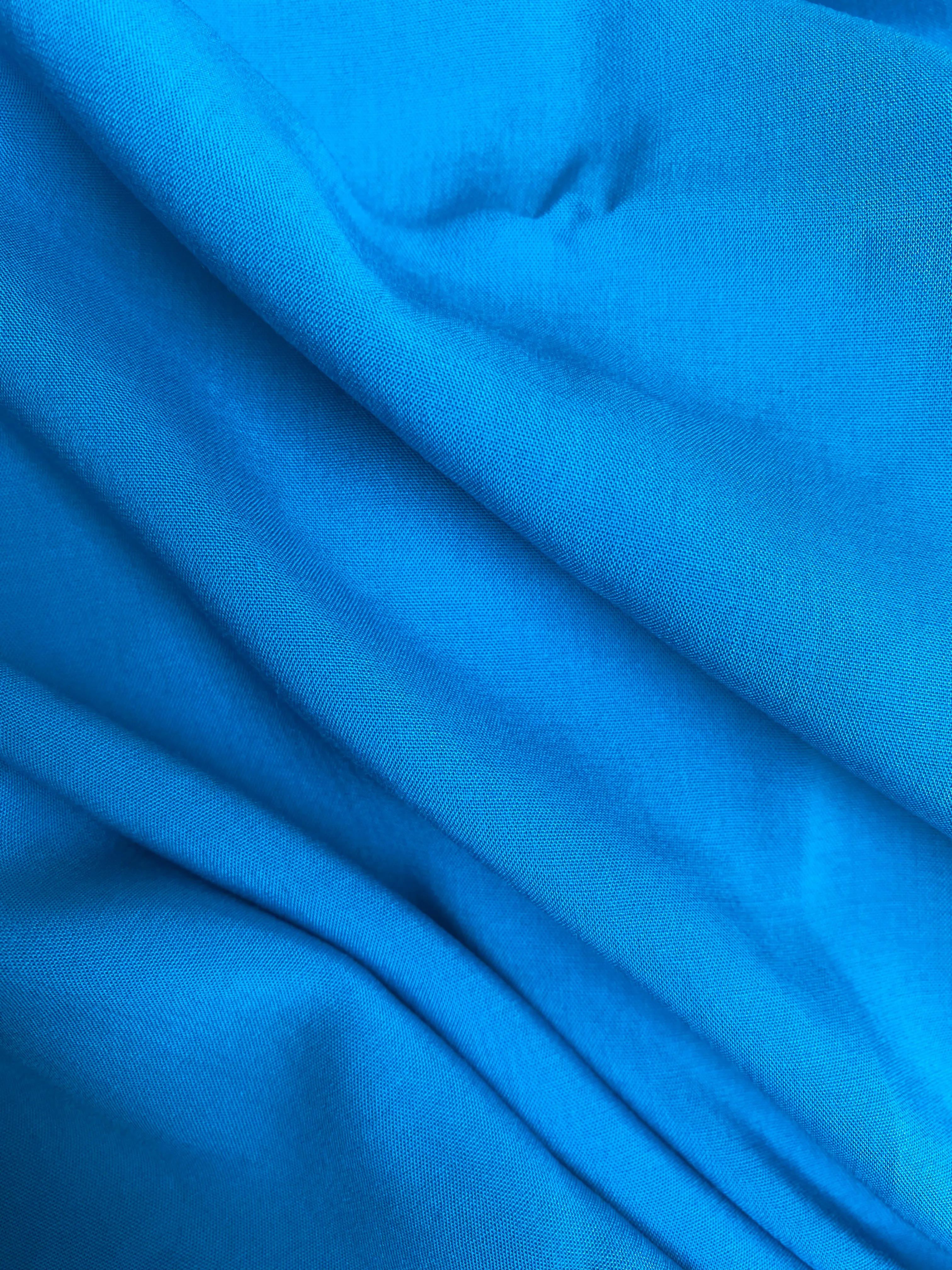 NEW Contessa Zahra 100% Rayon Lightweight Dress Fabric in Turquoise