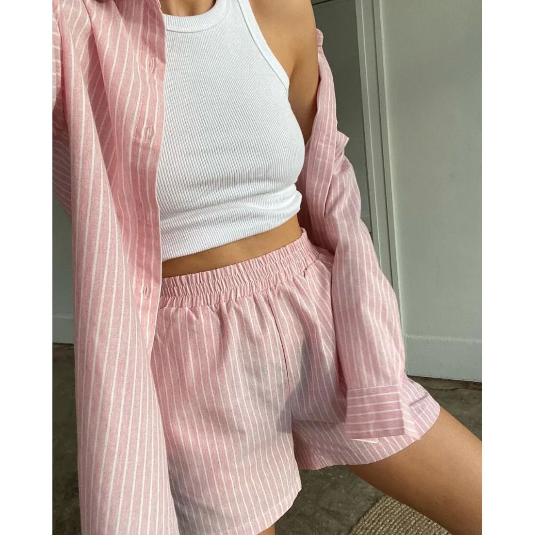 Set due pezzi pigiama shorts e camicia righe