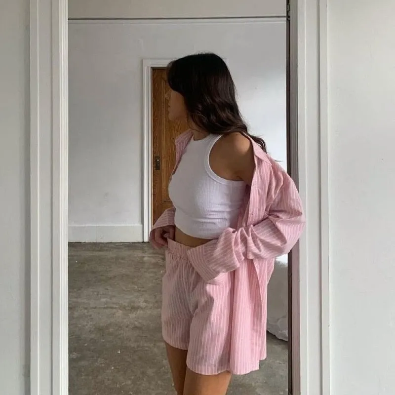 Set due pezzi pigiama shorts e camicia righe
