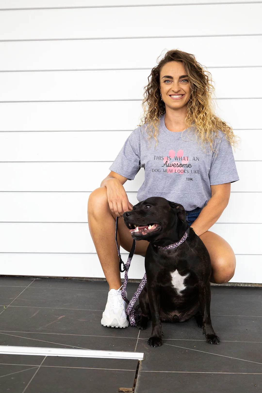 This is What an Awesome Dog Mum Looks Like Classic T-Shirt